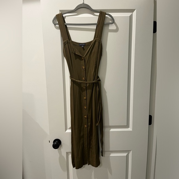 Madison Dresses & Skirts - Olive Green Dress size small